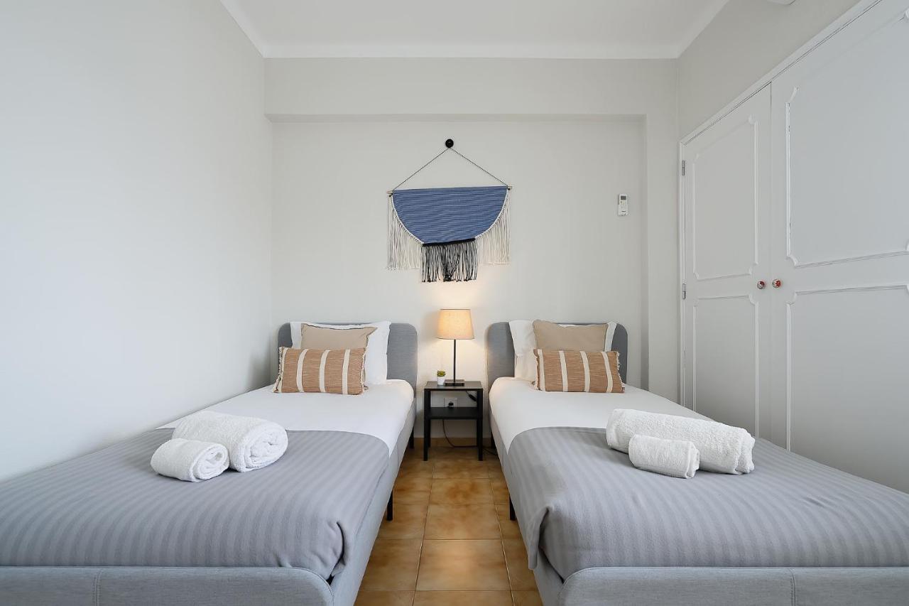 Tranquil View Apartment By Lovelystay Quarteira Exterior photo
